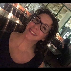 Meet your Posher, Andrea